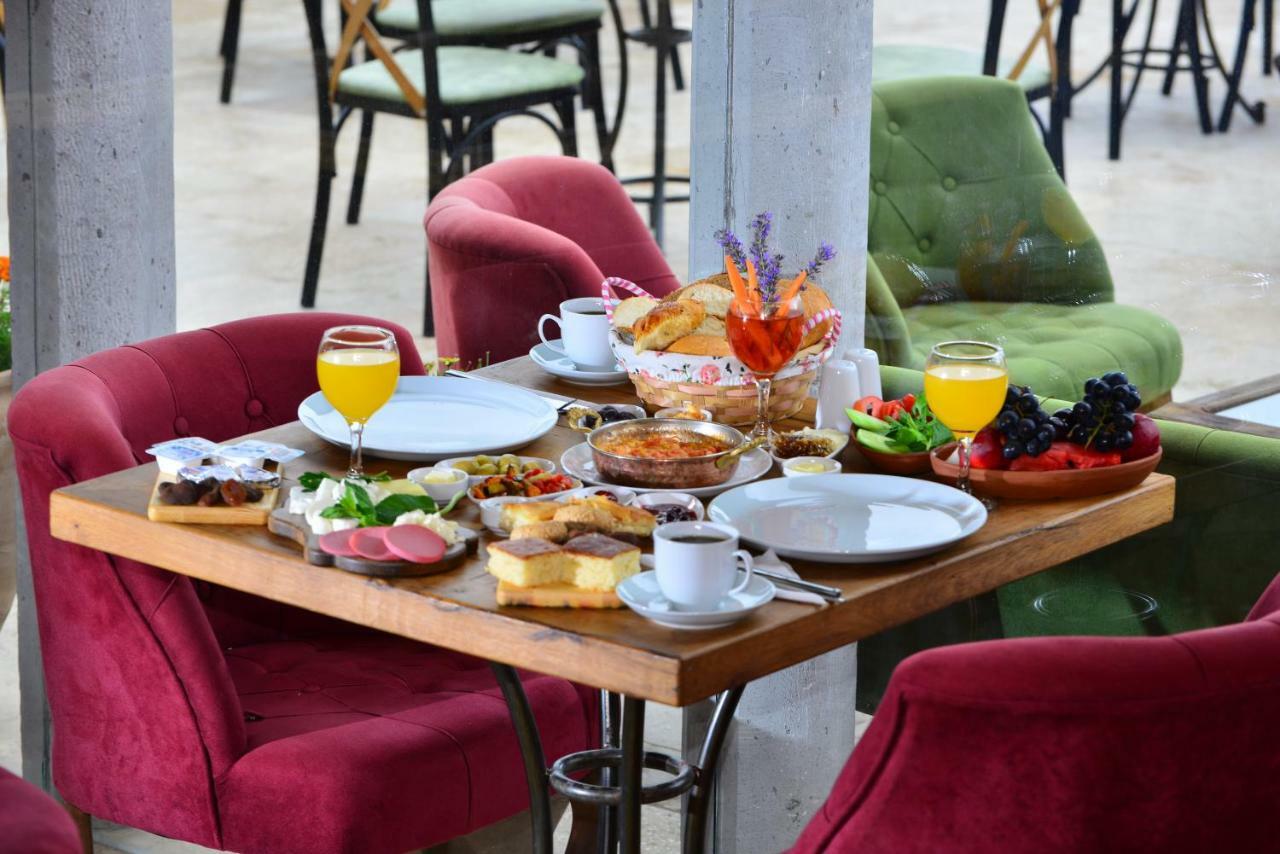 Caftan Cave Couette-café 2*
